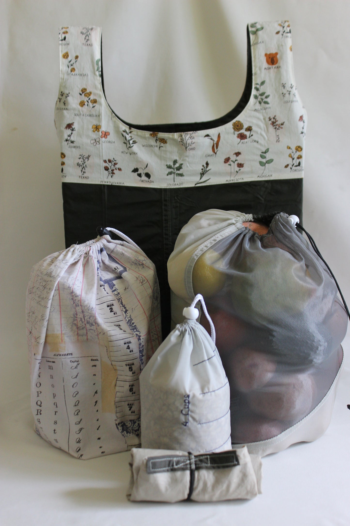 Strong, durable shopping bags you can make.